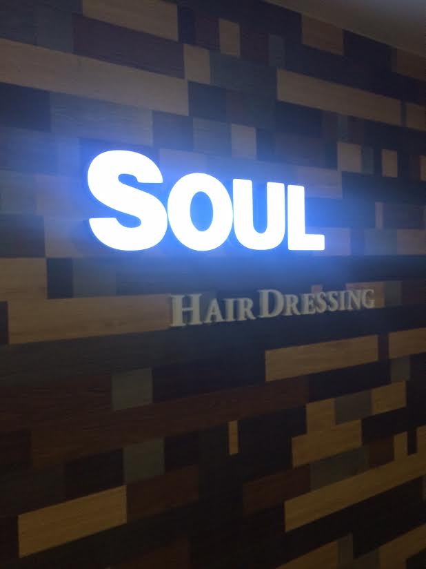電髮/負離子: Soul HairDressing Salon